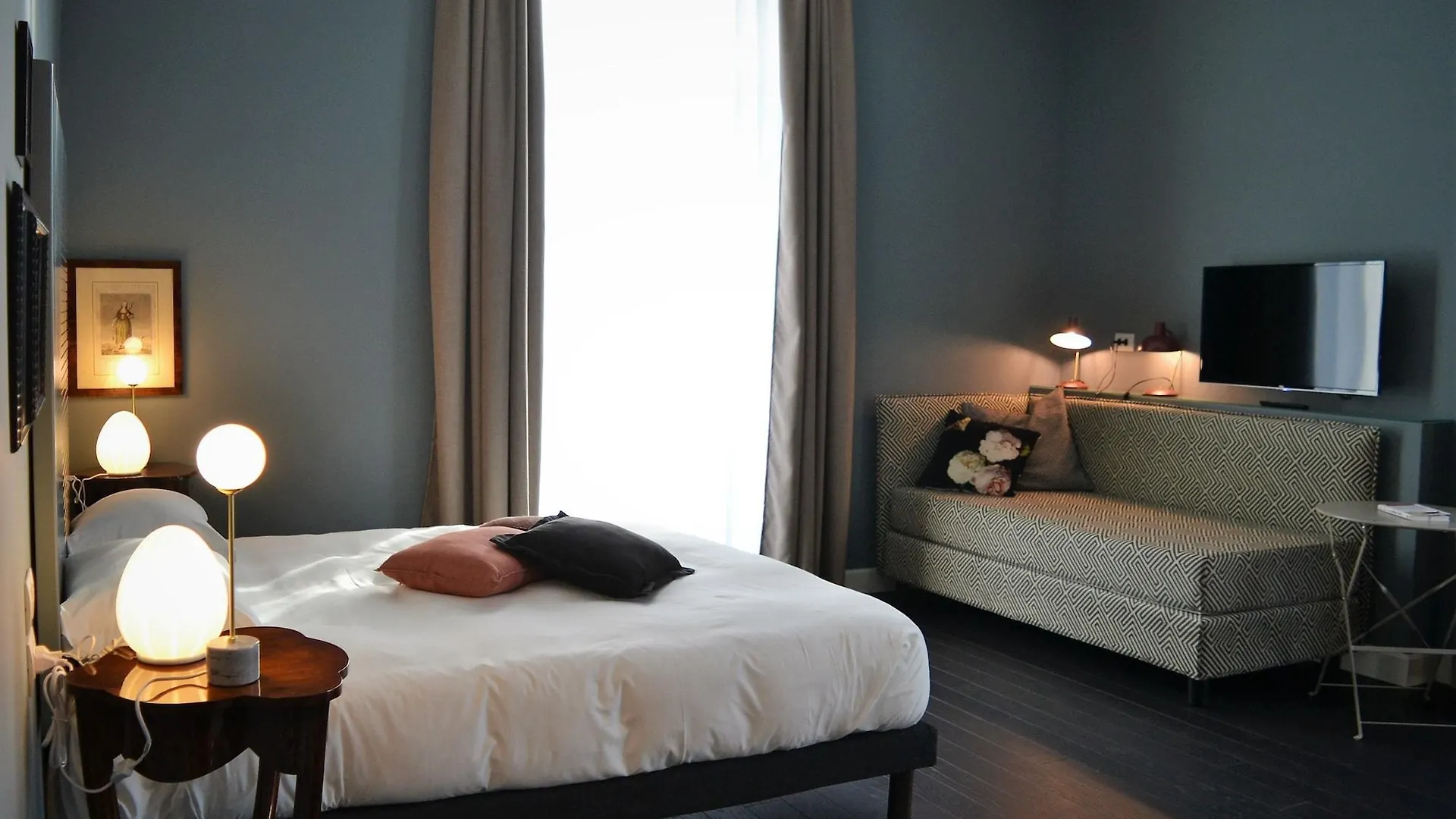 Rinuccini Relais Hotel Napoli 4*,